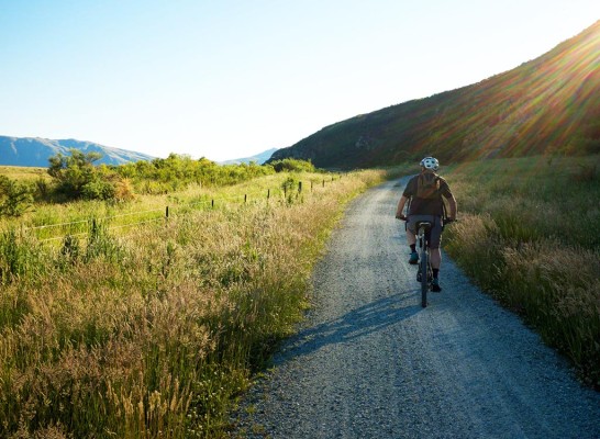 Simon on Cycle Trail_LR